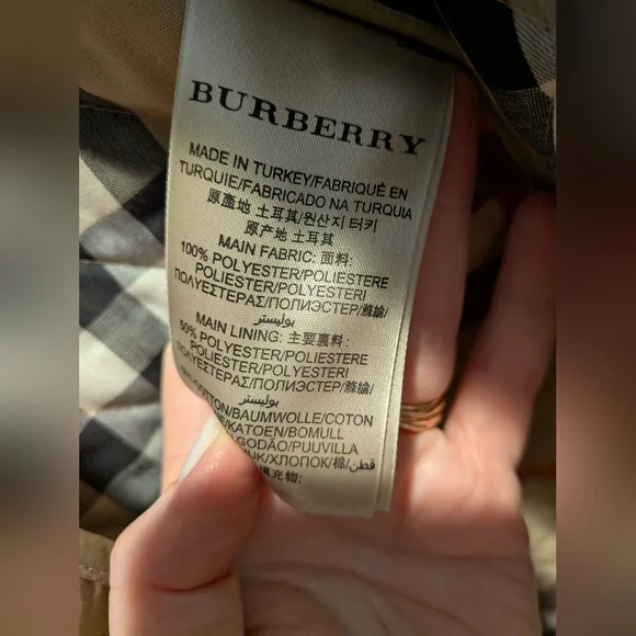 Burberry Women's Quilted Jacket - Picture 12 of 13